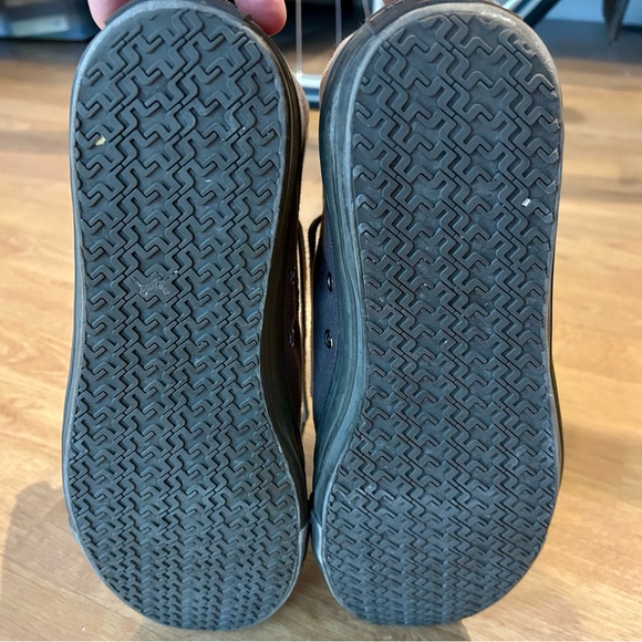 J. Lindeberg canvas mid-top sneakers with suede trim - Picture 6 of 7